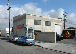 More details for 2165 Gaylord St, Long Beach, CA - Industrial for Rent