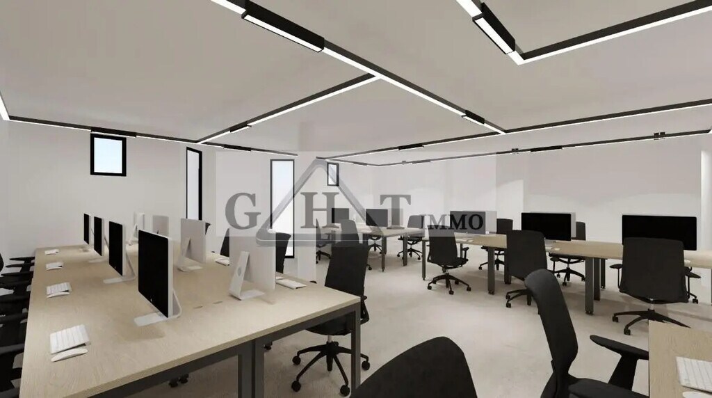 Vente Bureaux 1 000 m² - Photo 1