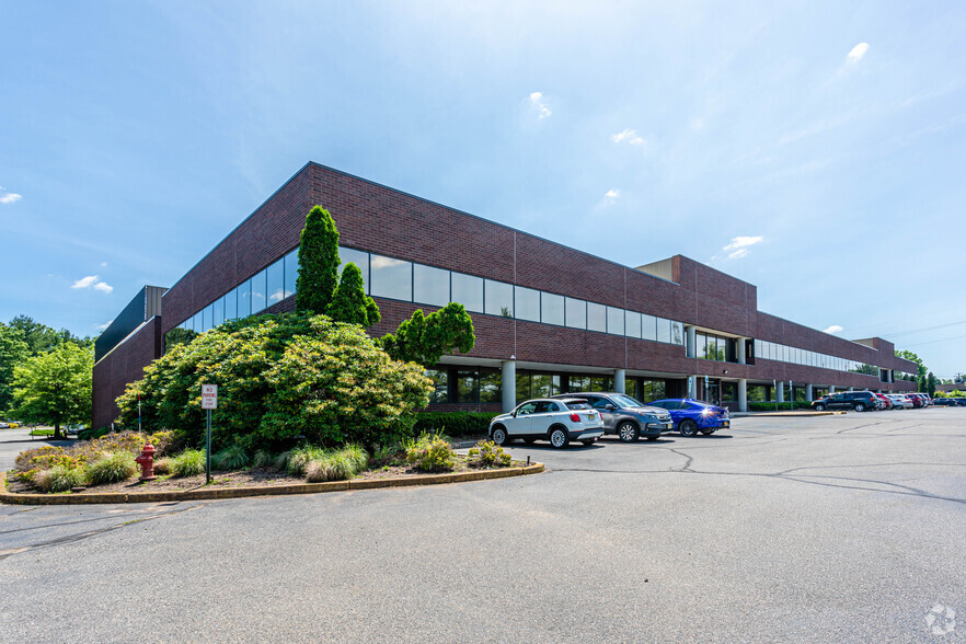 10 Industrial Ave, Mahwah, NJ for sale - Primary Photo - Image 1 of 1