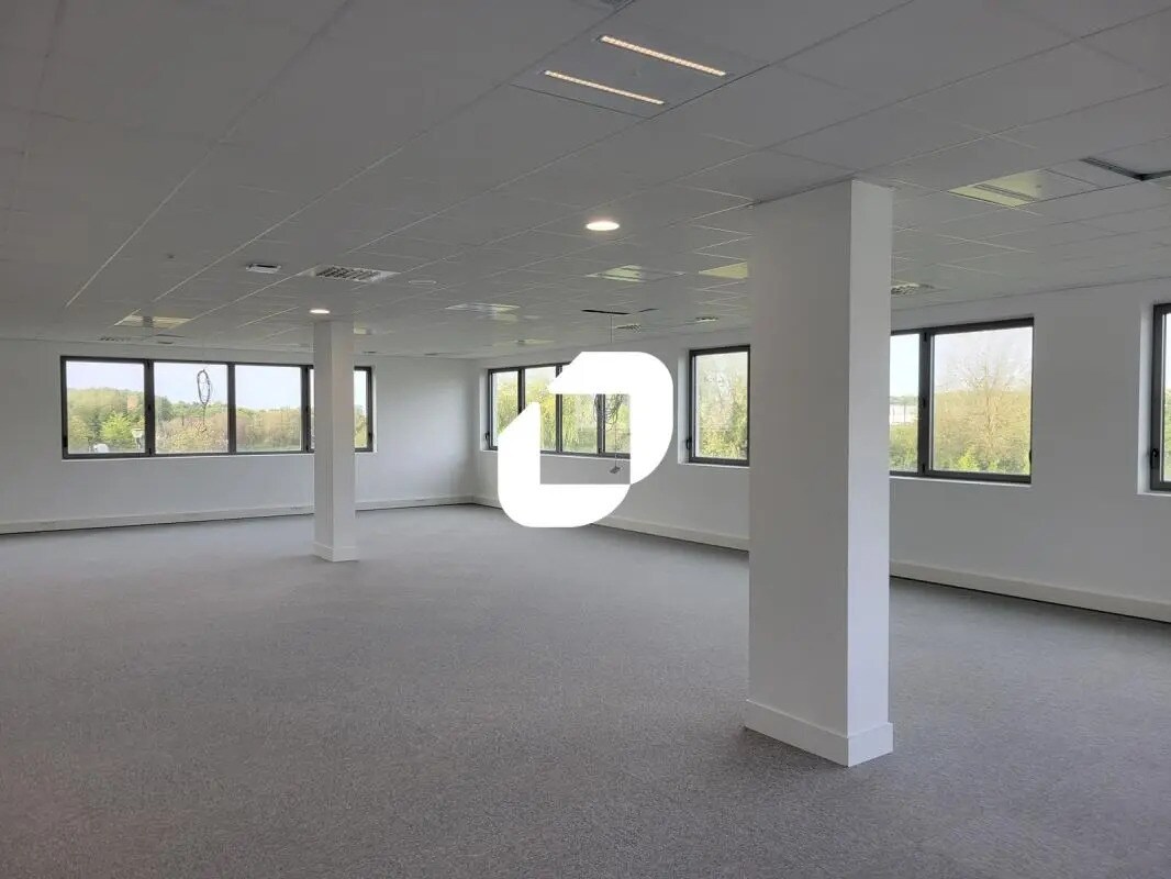 Office in Saint-Herblain for sale Building Photo- Image 1 of 7