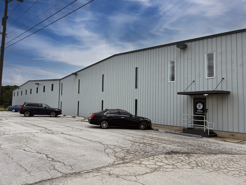 4307 US Route 40 E, Lewisburg, OH for sale - Primary Photo - Image 1 of 39