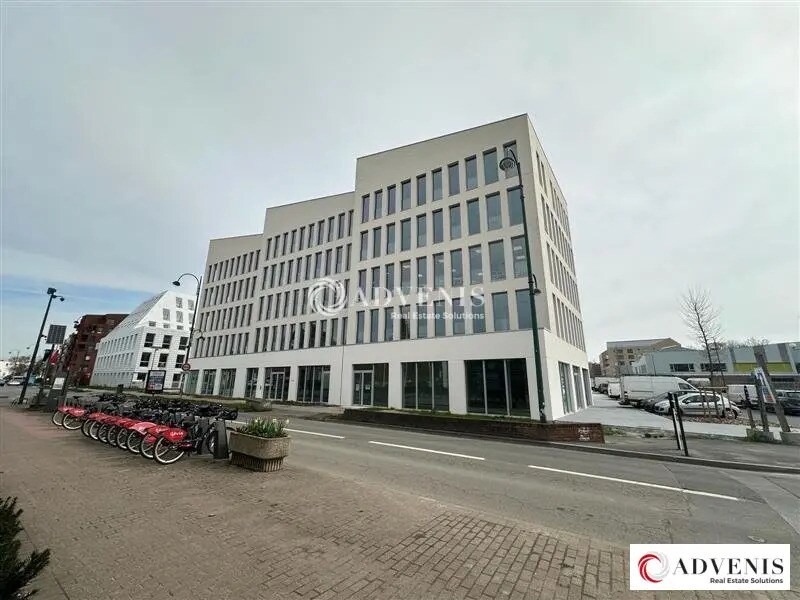 Location Bureaux 130 m² à 1 594 m² - Photo 1