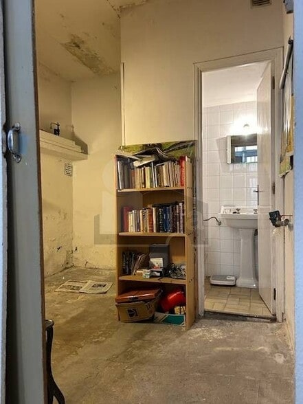 Build-to-Rent in Segovia, Segovia for sale - Building Photo - Image 1 of 1