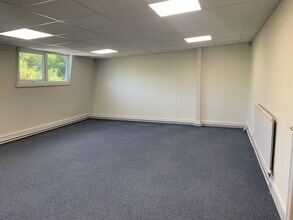 149-151 St Neots Rd, Hardwick to rent Interior Photo- Image 1 of 4