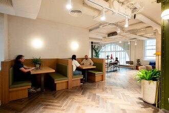 88 Kingsway, London to rent Interior Photo- Image 2 of 10