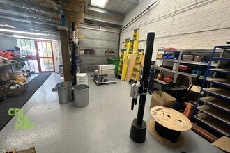 8 Marchants Way, Burgess Hill to rent Interior Photo- Image 2 of 3