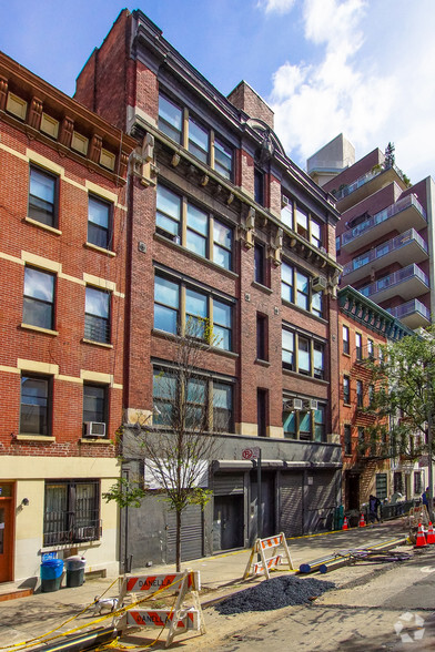 345 E 104th St, New York, NY for sale - Primary Photo - Image 1 of 1