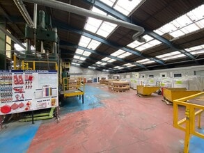 Yardley Rd, Liverpool to rent Interior Photo- Image 2 of 6