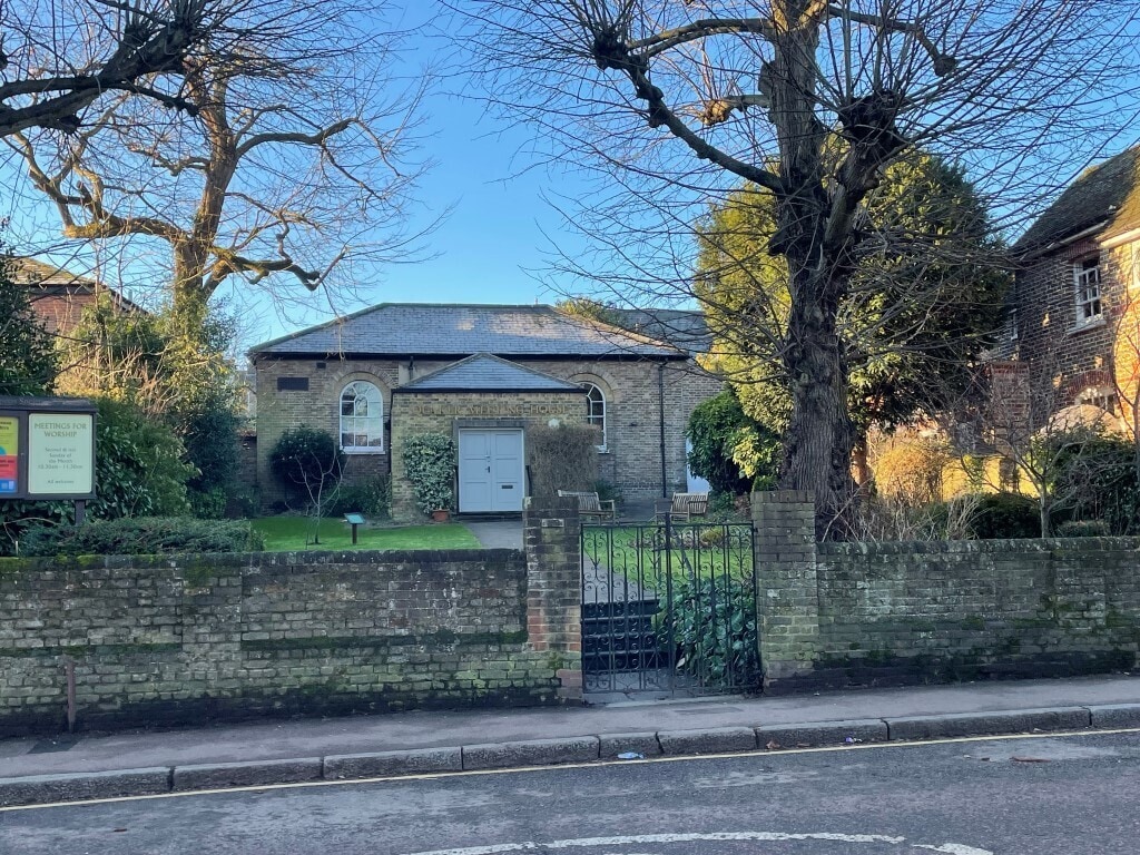 289 High St, Berkhamsted to rent Building Photo- Image 1 of 5
