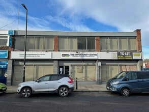 5-19 Providence St, Wakefield to rent Building Photo- Image 2 of 2