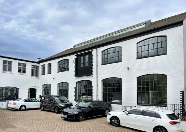 More details for 158 Hurlingham Rd, London - Office for Sale