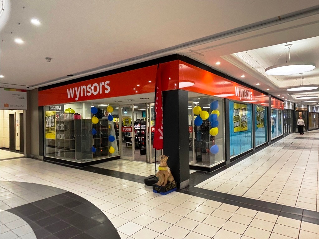 Grosvenor Centre, Macclesfield to rent Interior Photo- Image 1 of 1