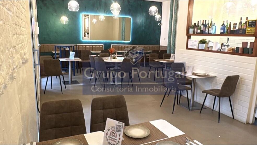 Retail in Madrid, Madrid to rent - Interior Photo - Image 2 of 5