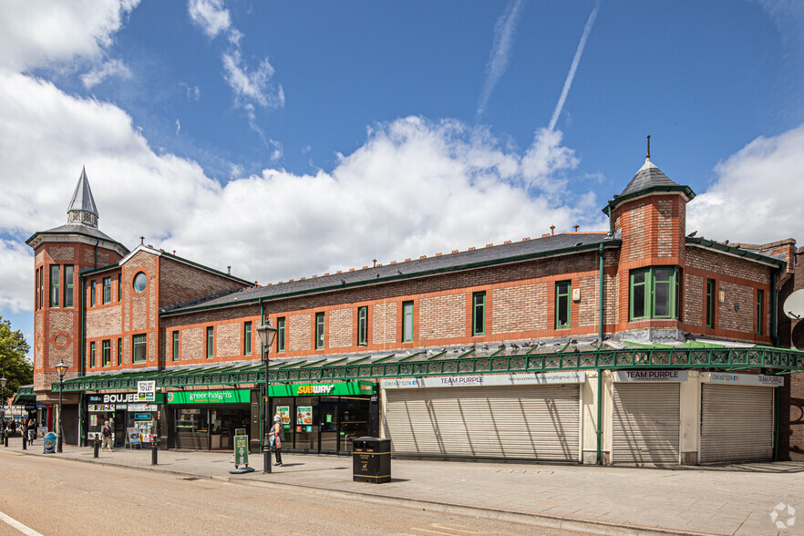 11-35 Warren St, Stockport for rent - Building Photo - Image 2 of 6