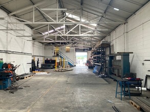 Wyther Lane Industrial Estate, Leeds to rent Interior Photo- Image 1 of 1