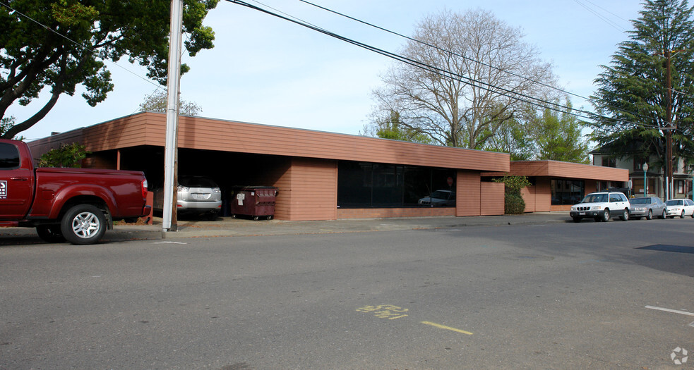 150 North St, Healdsburg, CA for rent - Building Photo - Image 3 of 3