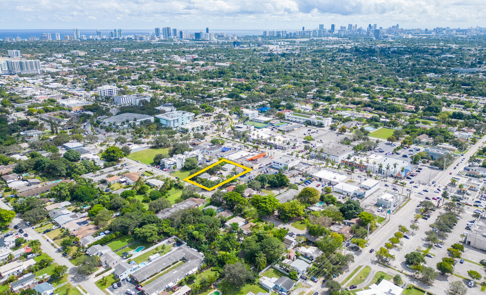 2704-2710 Polk St, Hollywood, FL for sale - Aerial - Image 2 of 9