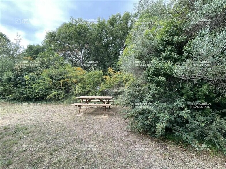 Office in Baillargues to rent - Building Photo - Image 2 of 14