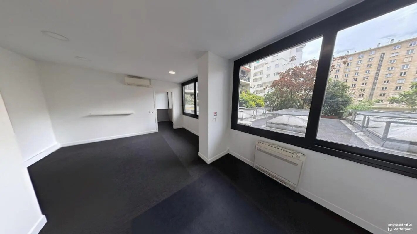Office in Boulogne-Billancourt to rent Building Photo- Image 1 of 8