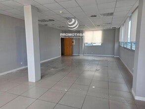 Office in Rivas-Vaciamadrid, Madrid to rent Interior Photo- Image 2 of 5