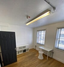 31-31A Thayer St, London to rent Interior Photo- Image 2 of 4