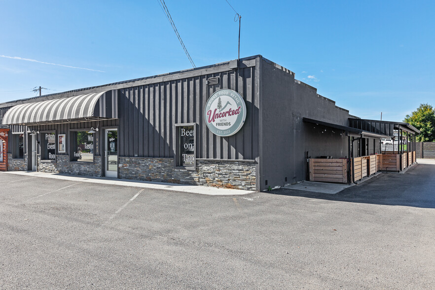 9443 Government, Hayden, ID for sale - Primary Photo - Image 1 of 7