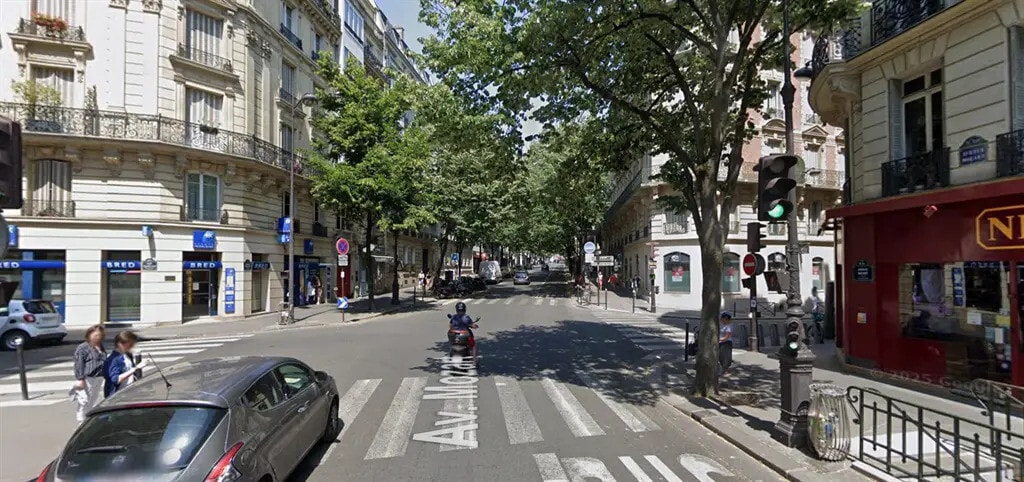 Location Commerce 50 m² - Photo 1