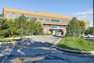 8001 S InterPort Blvd, Englewood, CO for rent Building Photo- Image 2 of 19