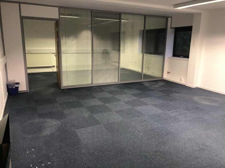 9 Abbotswell Rd, Aberdeen to rent - Building Photo - Image 3 of 3