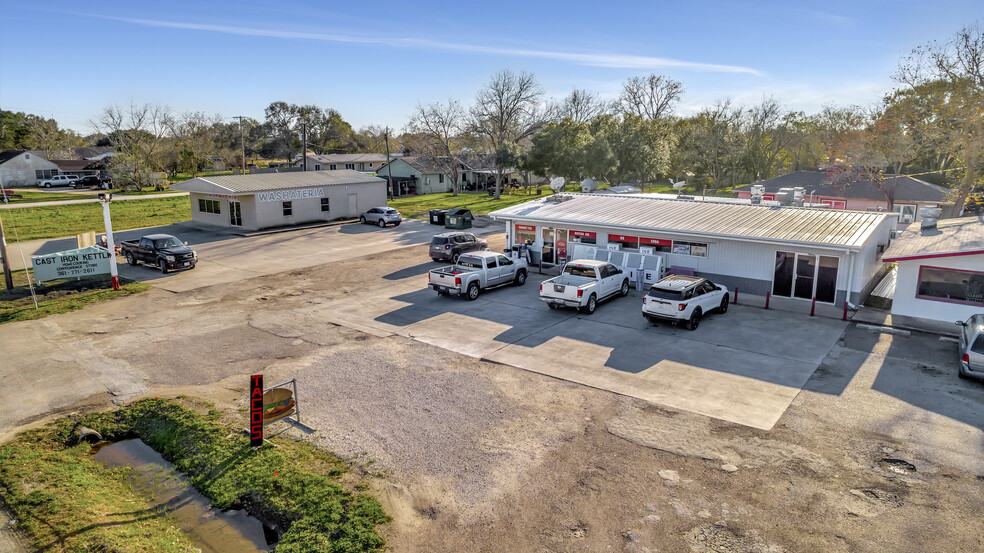 South Third, Ganado, TX for sale - Primary Photo - Image 1 of 1