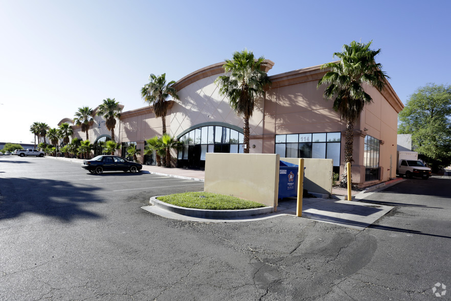 3565 E Post Rd, Las Vegas, NV for rent - Building Photo - Image 2 of 5