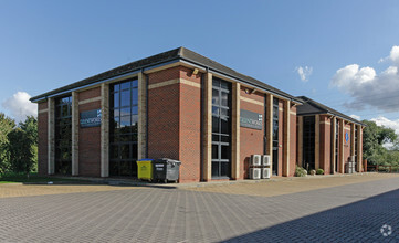 Bedford Rd, Northampton for rent Building Photo- Image 1 of 9