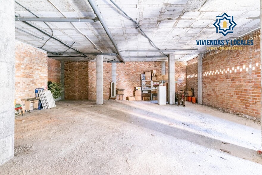 Calle Torre de las Cabezas, 12, Granada, Granada for sale - Interior Photo - Image 3 of 17