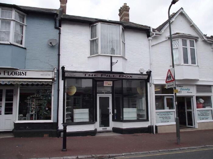 9 Old Mill Rd, Torquay for sale Primary Photo- Image 1 of 1