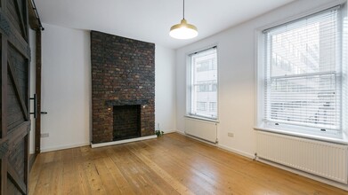 70 Paul St, London for rent Interior Photo- Image 1 of 7