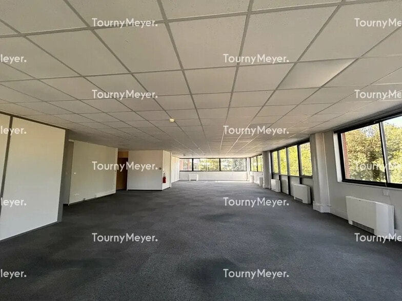Office in Toulouse to rent - Interior Photo - Image 3 of 12