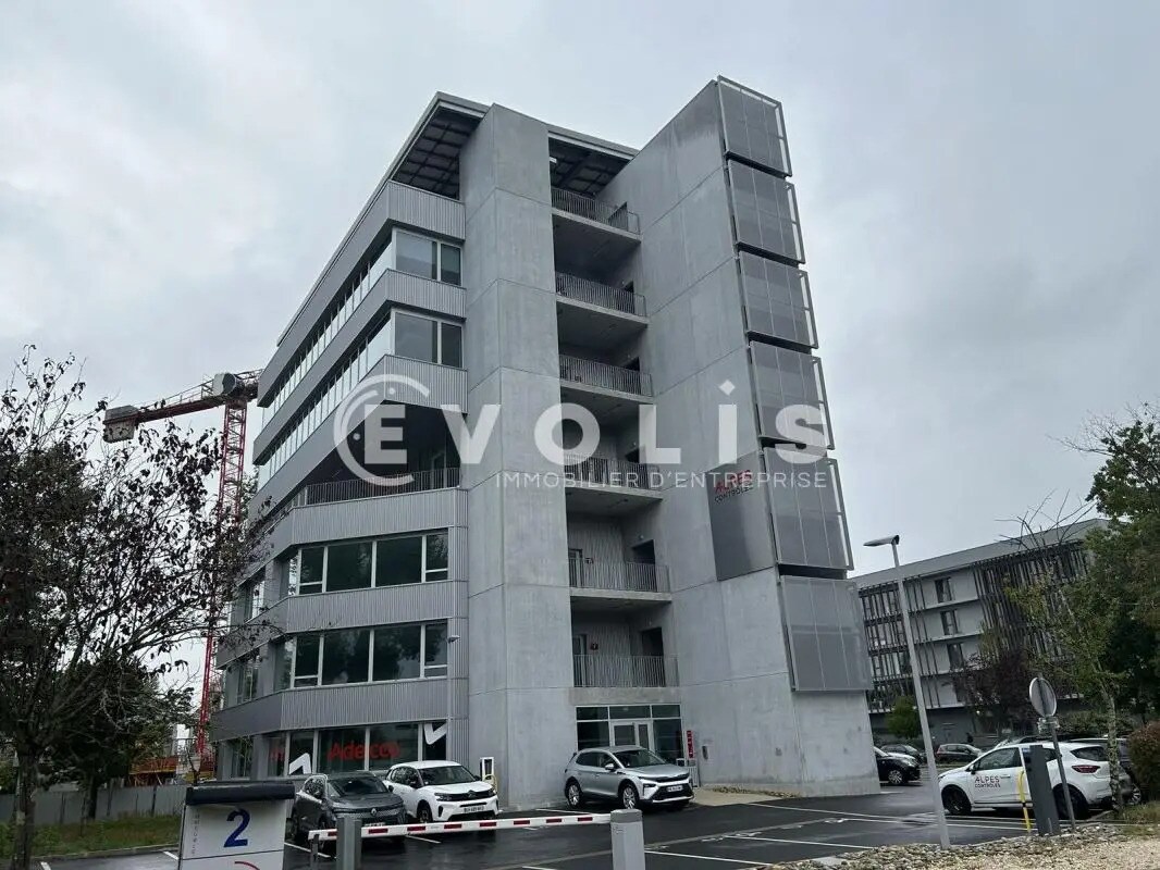 Office in Bruges to rent Building Photo- Image 1 of 12