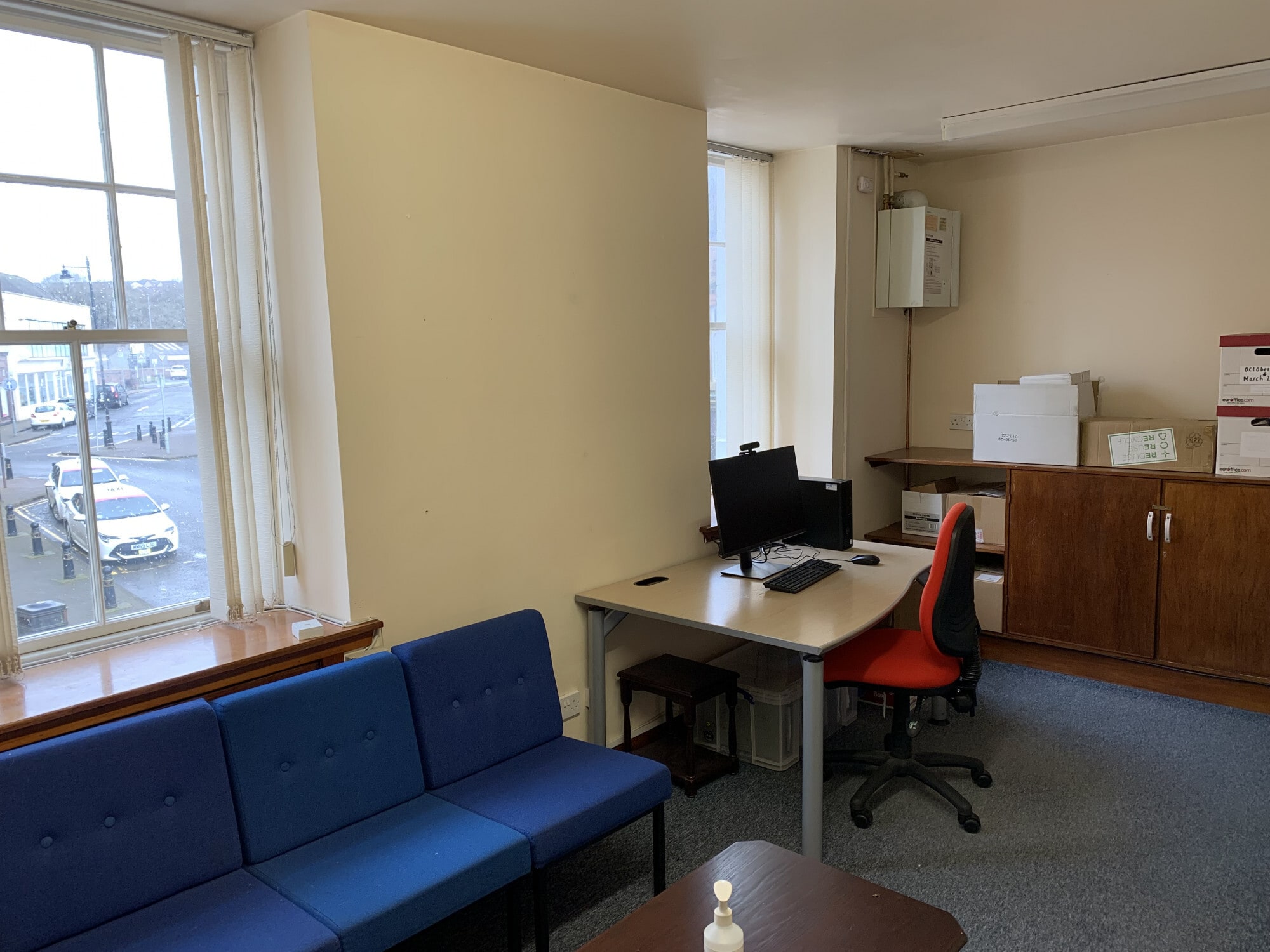 4a The Square, Cumnock to rent Interior Photo- Image 1 of 5