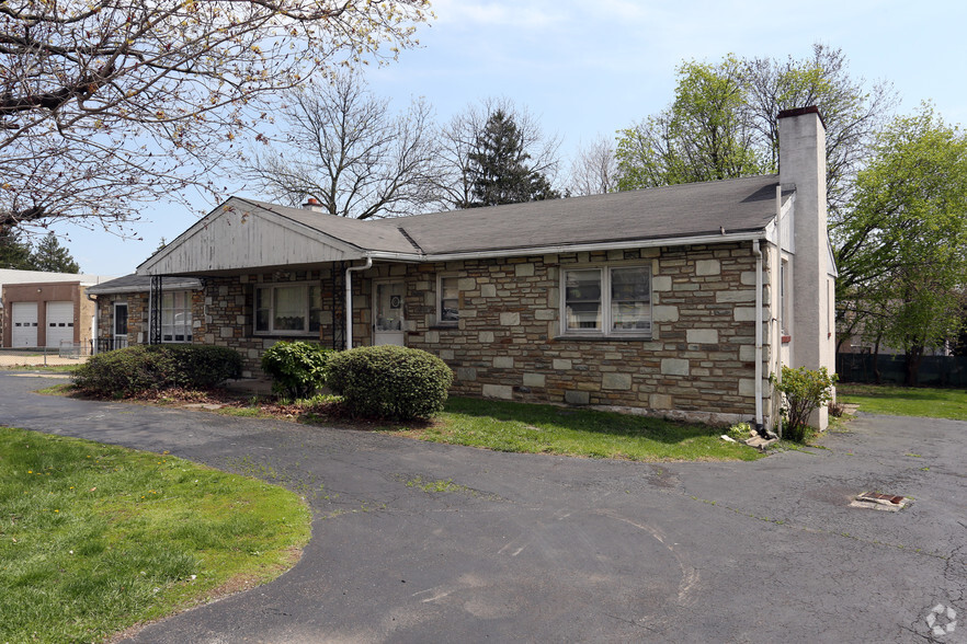 1133 Bristol Pike, Bensalem, PA for sale - Primary Photo - Image 1 of 1