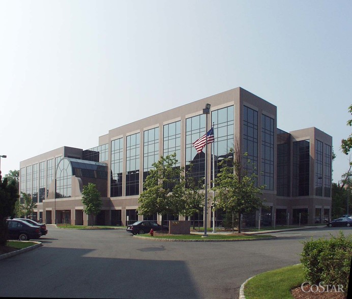 300 Campus Dr, Florham Park, NJ for sale - Building Photo - Image 1 of 1