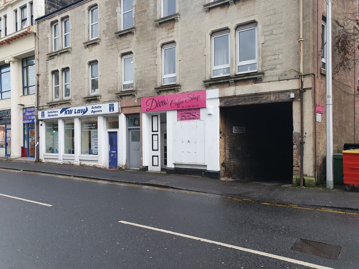 20 Whitburn Rd, Bathgate EH48 1HH UK