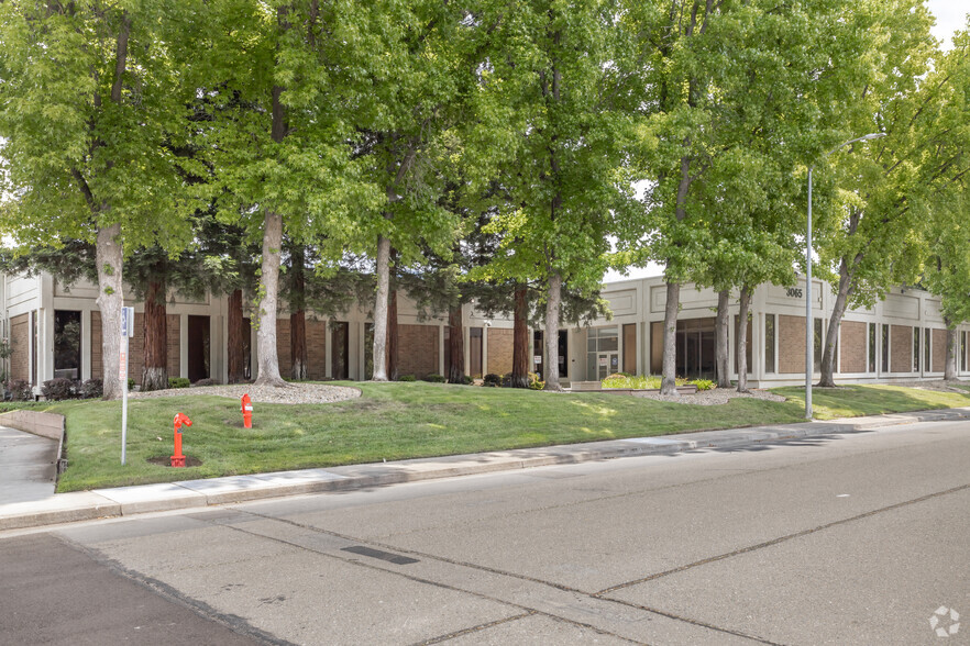 3065 Gold Camp Dr, Rancho Cordova, CA for sale - Building Photo - Image 1 of 1