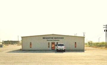 109 S East Ave, Kermit, TX for rent Building Photo- Image 2 of 4