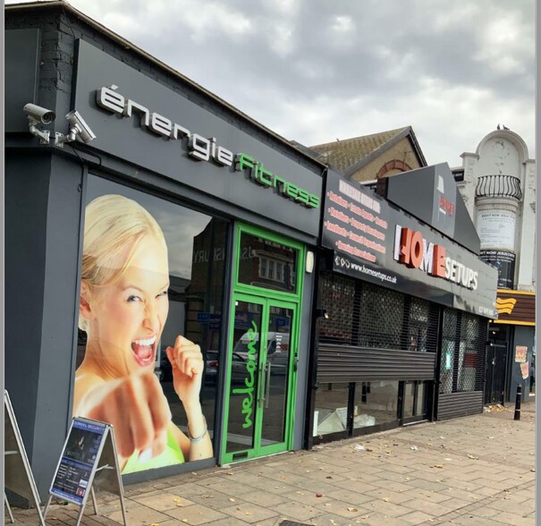 49A Rushey Green, London for sale - Primary Photo - Image 1 of 1