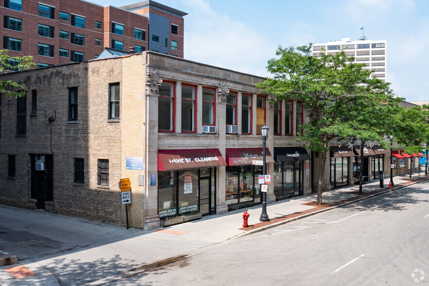 518 Davis St, Evanston, IL for rent - Building Photo - Image 1 of 5