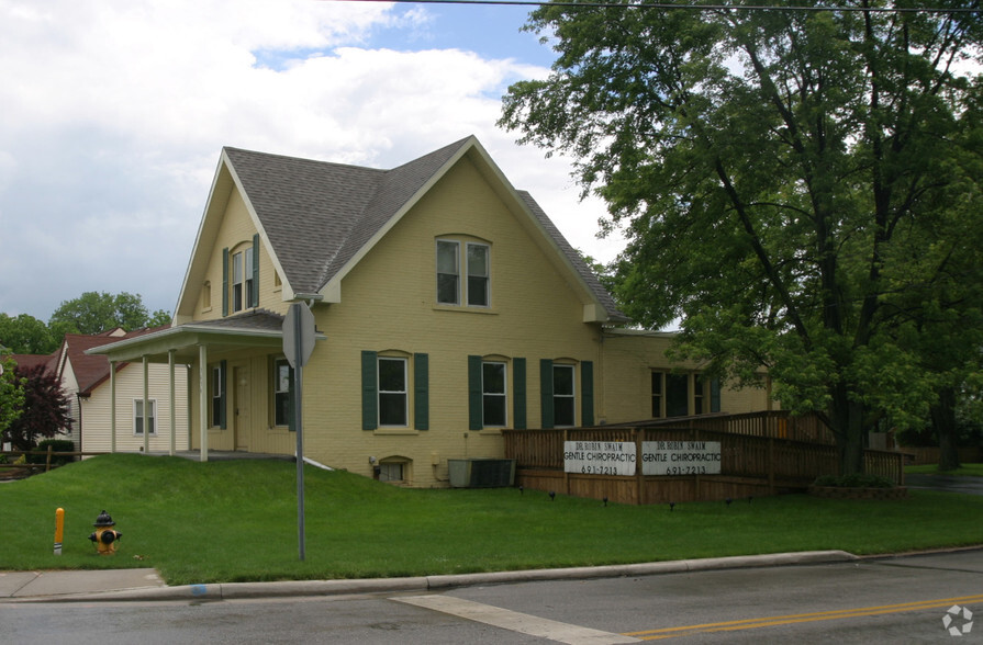 3634 Navarre Ave, Oregon, OH for sale - Building Photo - Image 2 of 3