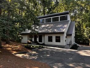 12050 S Lakes Dr, Reston, VA for rent Building Photo- Image 2 of 2