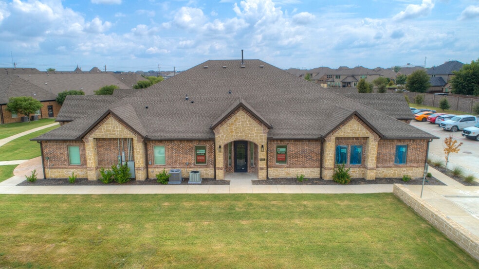 11583 Independence Pky, Frisco, TX for rent - Building Photo - Image 2 of 12