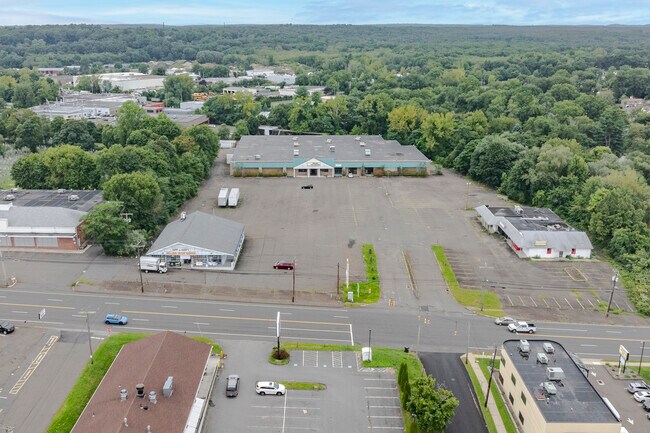 More details for 855 Boston Post Rd, West Haven, CT - Retail to Rent
