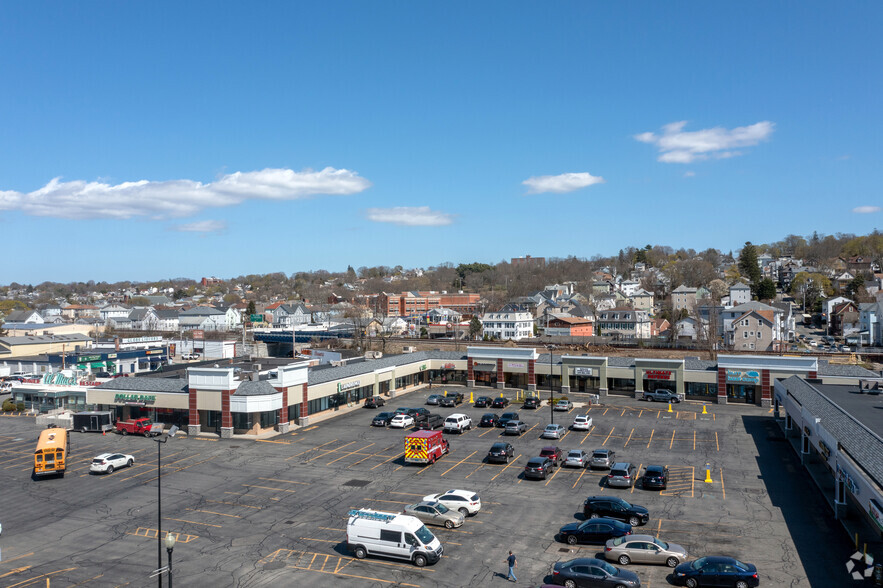 101 President Ave, Fall River, MA for rent - Building Photo - Image 2 of 10